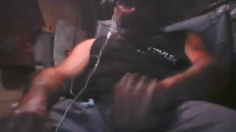 Snapshot of hotnriv13 chatting on 05/20/26, 10:54 hotnriv13 online show from 05/20/26, 10:54