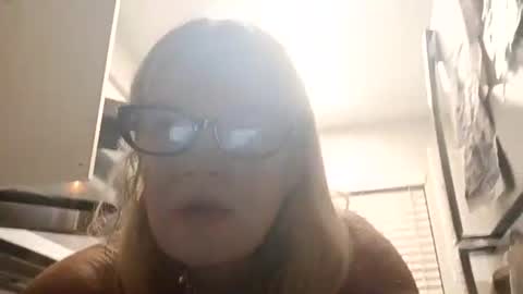 Snapshot of hotpepperrose chatting on 06/27/26, 04:28 hotpepperose online show from 06/27/26, 04:28