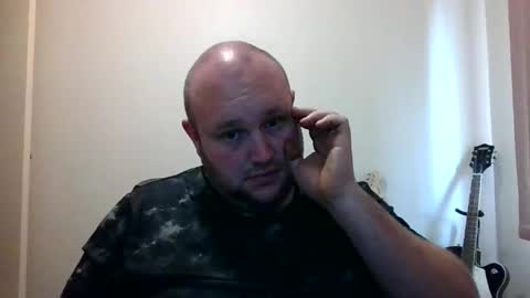 Snapshot of hotrodder323 chatting on 01/27/25, 12:22 hotrodder323 online show from 01/27/25, 12:22