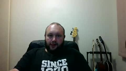 Snapshot of hotrodder323 chatting on 03/01/25, 11:28 hotrodder323 online show from 03/01/25, 11:28