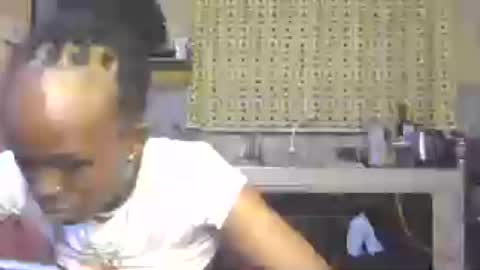 Snapshot of hotsassyqueen219667 chatting on 07/09/26, 06:12 Kichuna online show from 07/09/26, 06:12
