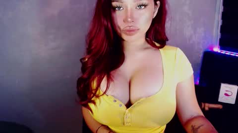 Snapshot of hotsexyhugetrans chatting on 12/22/25, 01:13 Marga Avery online show from 12/22/25, 01:13