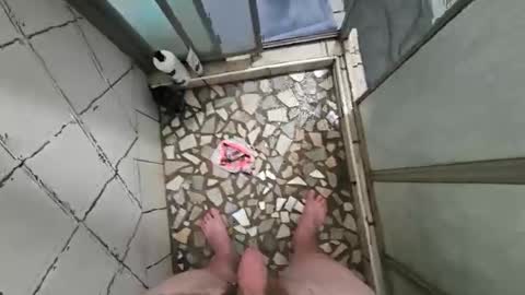 Snapshot of hotshotbadboy chatting on 10/28/25, 08:44 Hotshot online show from 10/28/25, 08:44