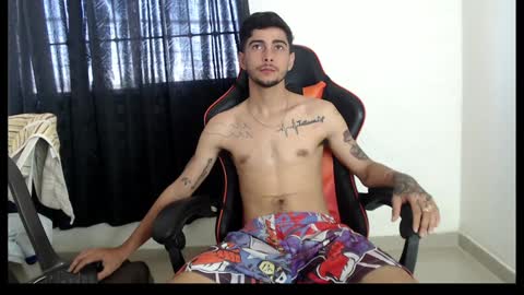 Snapshot of hotsteel420 chatting on 01/11/25, 01:53 hotsteel420 online show from 01/11/25, 01:53