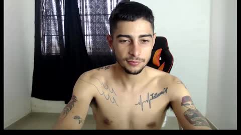 Snapshot of hotsteel420 chatting on 03/03/25, 02:37 hotsteel420 online show from 03/03/25, 02:37