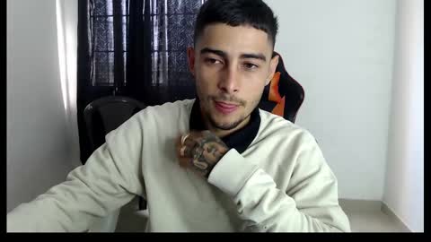 Snapshot of hotsteel420 chatting on 03/06/25, 01:46 hotsteel420 online show from 03/06/25, 01:46