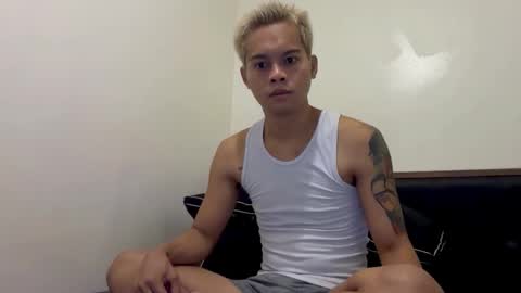 Snapshot of hotstuffph chatting on 03/25/26, 08:42 C A R L I T O online show from 03/25/26, 08:42