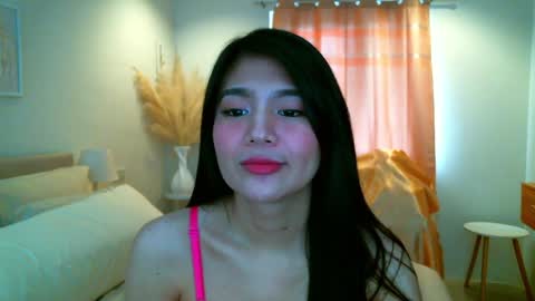 Snapshot of hotsweetangel00 chatting on 12/04/24, 03:04 Sweet Angel online show from 12/04/24, 03:04
