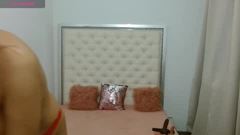 Snapshot of hott_eryka chatting on 02/09/26, 10:08 Eryka online show from 02/09/26, 10:08