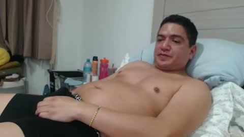 Snapshot of hott_mexican chatting on 11/23/25, 05:07 YAYO online show from 11/23/25, 05:07