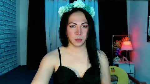 Snapshot of hott_summerr chatting on 11/28/25, 04:31 Alex Summer online show from 11/28/25, 04:31