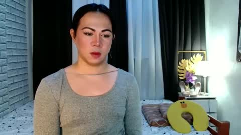 Snapshot of hott_summerr chatting on 12/20/25, 09:16 Alex Summer online show from 12/20/25, 09:16