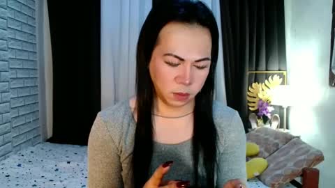 Snapshot of hott_summerr chatting on 12/21/25, 08:05 Alex Summer online show from 12/21/25, 08:05