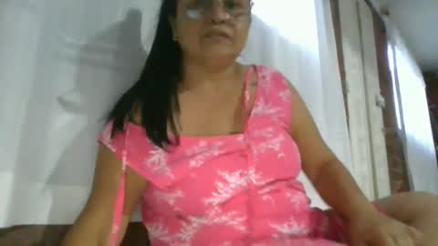 Snapshot of hottasttywoman chatting on 03/01/25, 11:04 victorya karolyna online show from 03/01/25, 11:04