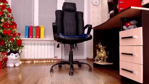 CassieAndDonald online show from 12/30/24, 02:30