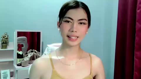 hottestdella69 online show from 01/19/26, 06:28