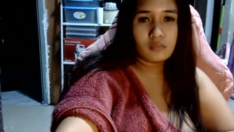 Snapshot of hottie_girlie chatting on 07/19/26, 05:49 Cassy online show from 07/19/26, 05:49