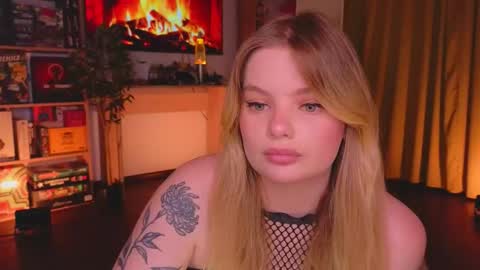Snapshot of hottie_jane chatting on 09/27/25, 07:30 Jane online show from 09/27/25, 07:30