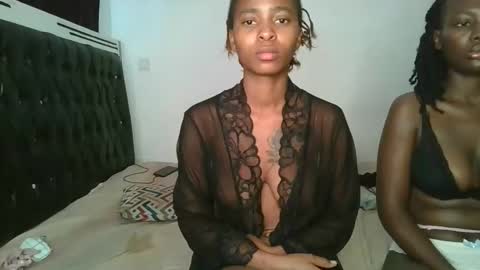 Snapshot of hottie_mistie chatting on 04/19/26, 10:36 hottie_mistie online show from 04/19/26, 10:36