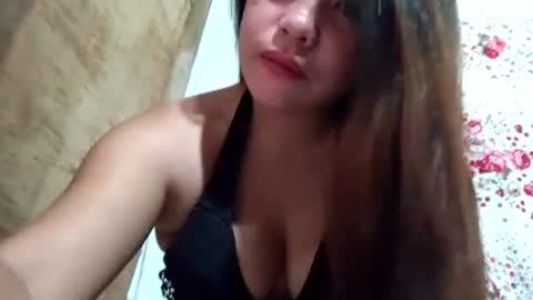 Snapshot of hottie_mommax chatting on 07/10/26, 03:36 Angel online show from 07/10/26, 03:36
