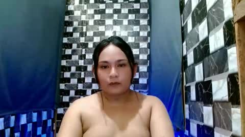 hottie_uzeah21 online show from 06/04/26, 04:51