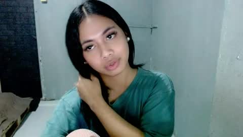 Snapshot of hottiescummerx chatting on 07/09/26, 06:06 N I C A online show from 07/09/26, 06:06