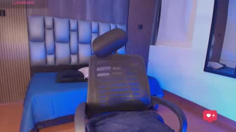 Juls online show from 05/04/26, 06:59
