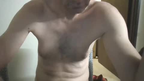 Snapshot of hottnready4u chatting on 01/01/25, 02:09 Hottnready4u online show from 01/01/25, 02:09