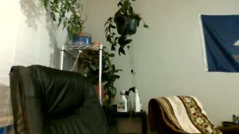 Snapshot of hottop_1981 chatting on 07/06/26, 02:52 Hottop 1981 online show from 07/06/26, 02:52