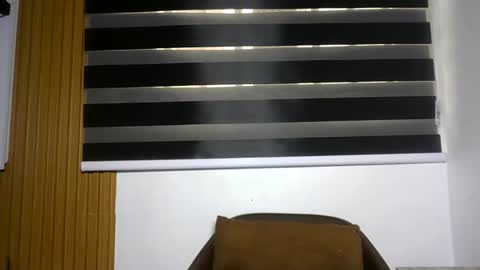 hotty_lora889 online show from 11/13/25, 10:36