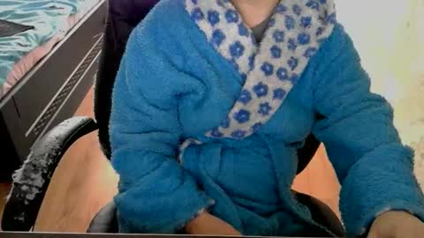 Mary online show from 04/18/26, 08:51