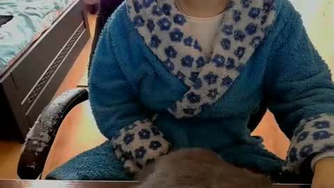 Mary online show from 04/23/26, 10:25