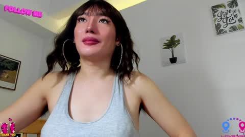 Snapshot of hottycrishinaxx chatting on 12/15/24, 04:07 crishinahotty online show from 12/15/24, 04:07