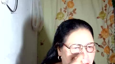 hottycrissy4u online show from 05/09/26, 02:55