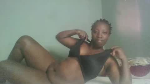 hotwet519320 online show from 04/19/26, 10:58