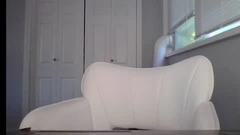 Snapshot of hotwifelili chatting on 07/08/26, 10:47 hotwifelili online show from 07/08/26, 10:47