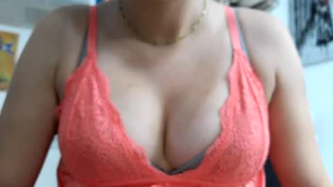 Hotwixx online show from 07/12/26, 07:32
