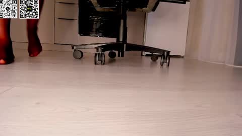 Susan online show from 02/22/25, 12:40