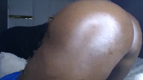 hotypussy95 online show from 03/18/26, 07:06