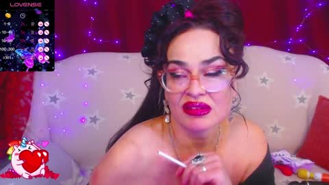 Snapshot of hotzlata chatting on 01/15/25, 05:50 Hotzlata online show from 01/15/25, 05:50