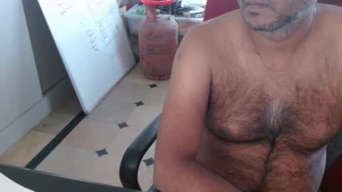 Cute Boy with Awesome Cock. online show from 12/15/25, 05:23