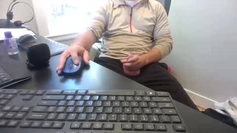 hoverday online show from 09/28/25, 06:46