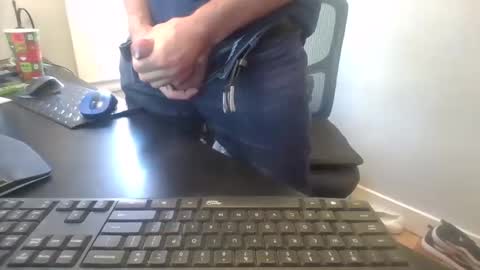 hoverday online show from 11/24/25, 03:12