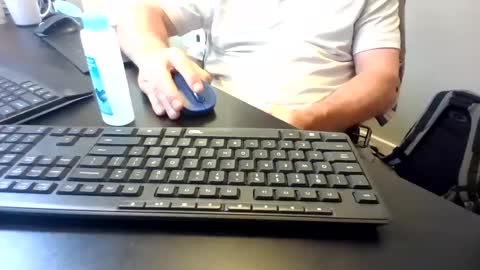 Snapshot of hoverday chatting on 06/22/26, 03:53 hoverday online show from 06/22/26, 03:53