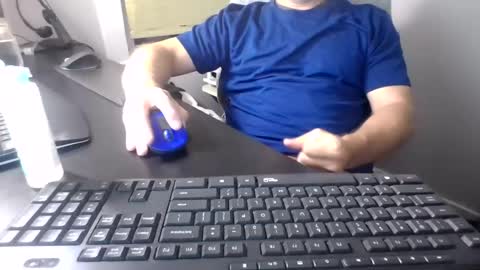 Snapshot of hoverday chatting on 07/12/26, 03:41 hoverday online show from 07/12/26, 03:41