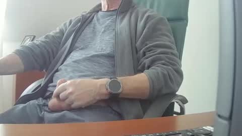 Peter online show from 02/04/25, 11:05