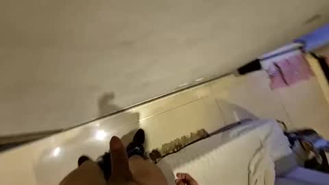 Henrique online show from 10/14/25, 09:04