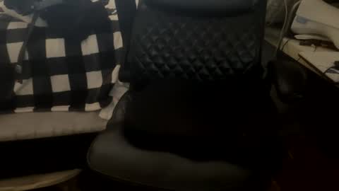 Snapshot of htfsb chatting on 02/08/26, 10:24 htfsb online show from 02/08/26, 10:24