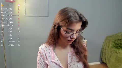 Diane online show from 09/25/25, 07:06