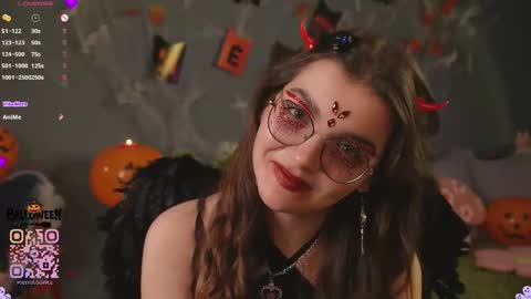 Diane online show from 10/31/25, 07:48